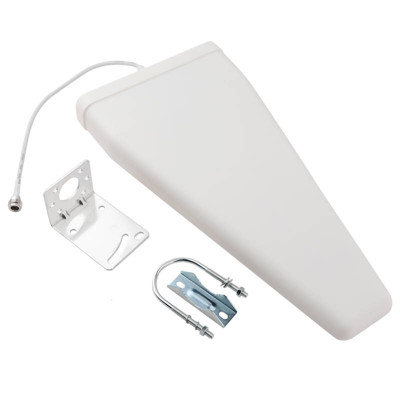  新青对数周期天线定向接收发射700-3700MHz